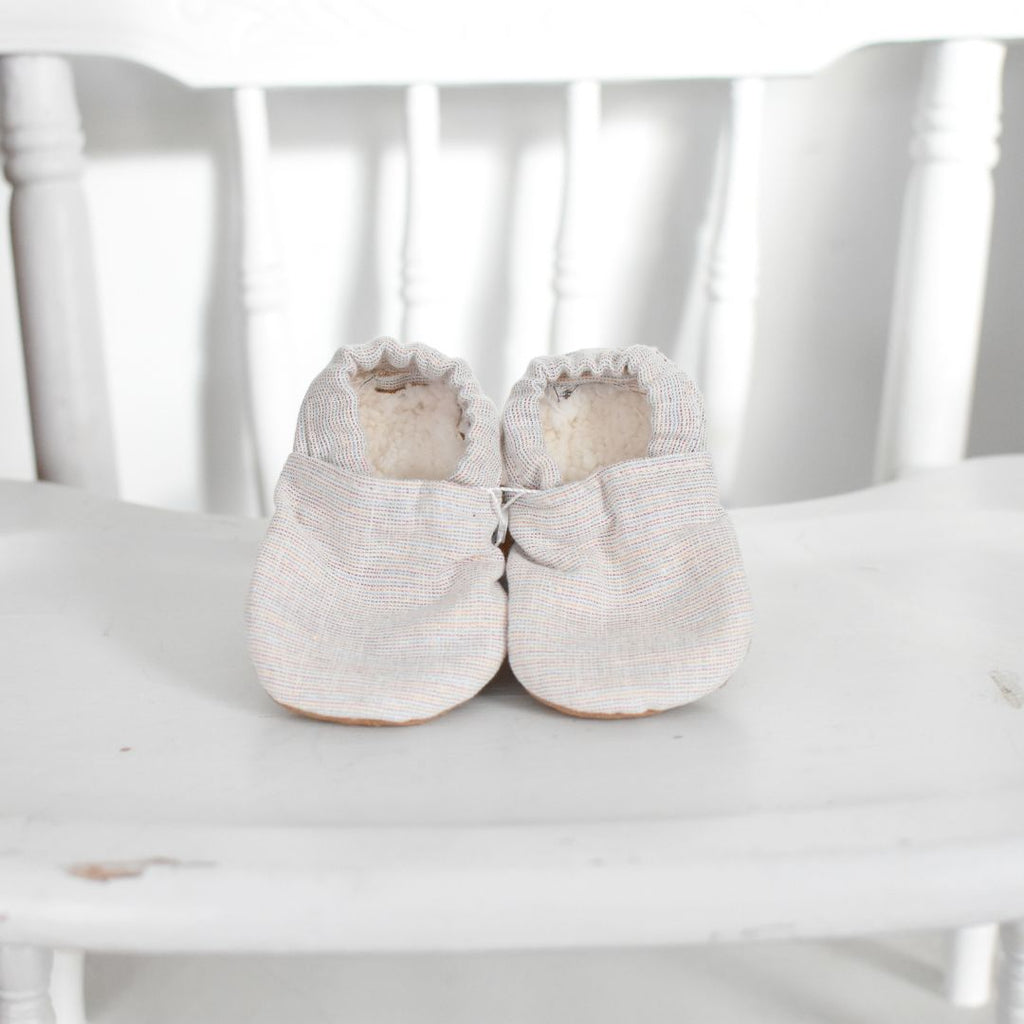 B O O T I E S | Rainbow Linen | 3-6 months