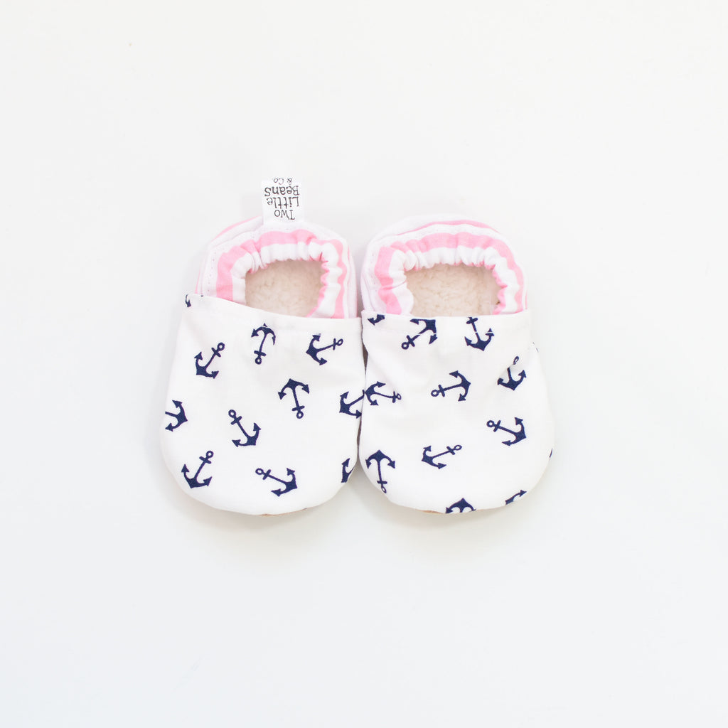 G I F T S E T S | Bib & Booties | Tossed Anchors Pink