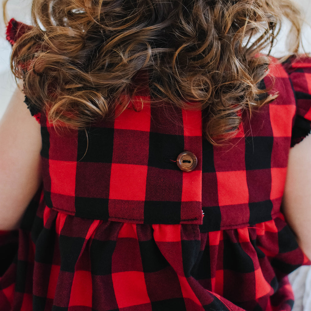 D R E S S E S | Ruffle | Plaid